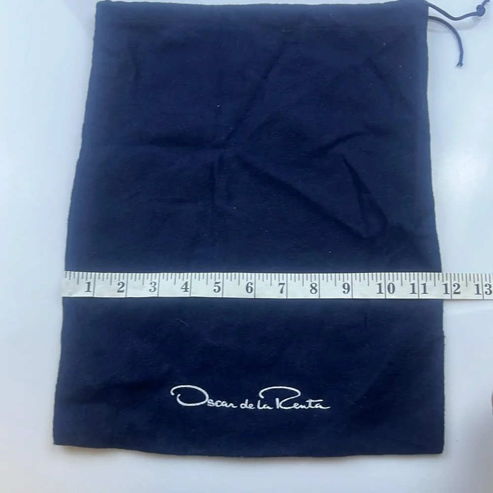 Oscar de la Renta Dust Bag N183